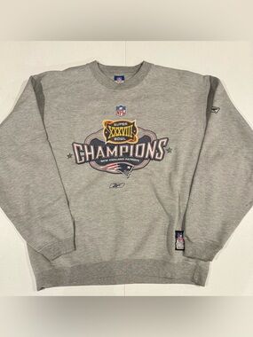 Vintage 2004 Super Bowl Champions New England Patriots crewneck sweater large